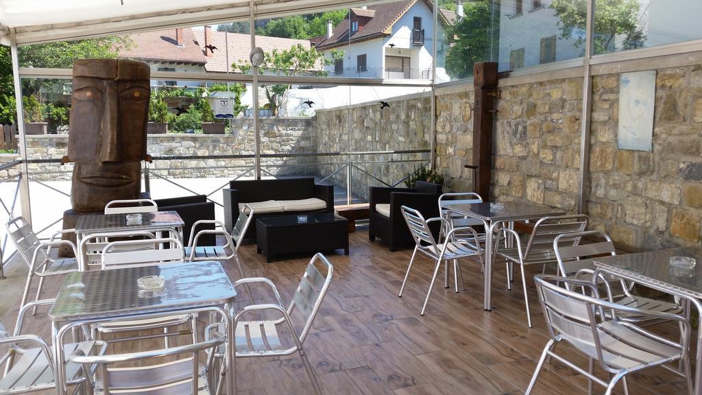 Hostal Otsoa Эскарос Экстерьер фото