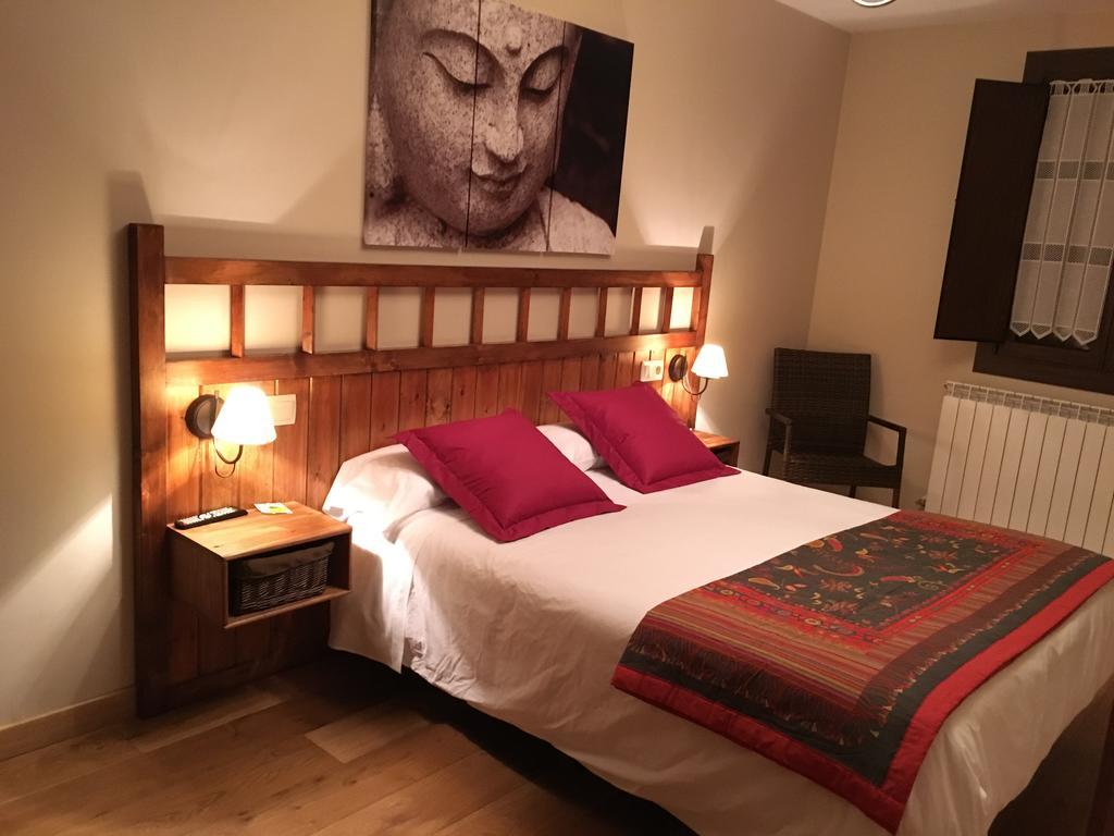 Hostal Otsoa Эскарос Экстерьер фото